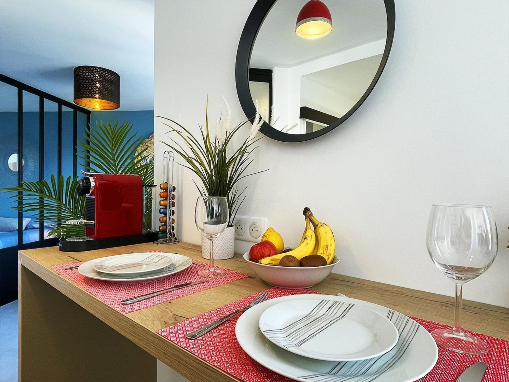 Homey Superchill - Appartement Moderne Et Tout Equipe - Netflix Et Wifi Inclus - Situe En Hyper-Centre - Proche Geneve Annemasse Luaran gambar